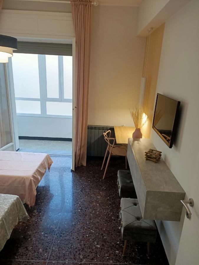 דירות סאבונה Casa Di Noemi - Seafront With Parking מראה חיצוני תמונה